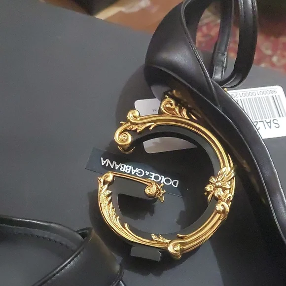 Dolce & Gabbana Women's D & G Sculpted - Picture 4 of 12